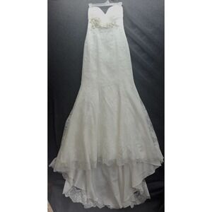 David's Bridal White Lace Wedding Dress